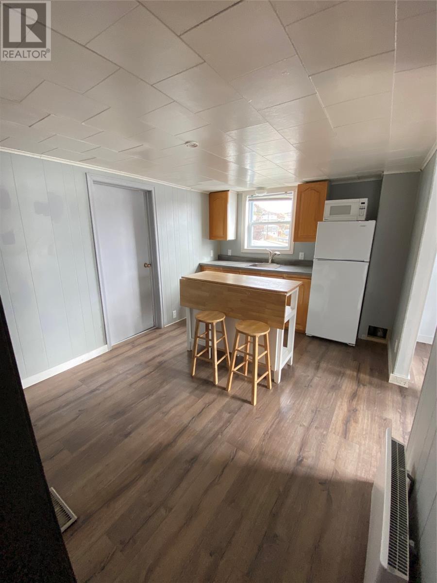 












8-10 Lakeshore Road

,
Port aux Basques,




Newfoundland & Labrador
A0M1C0

