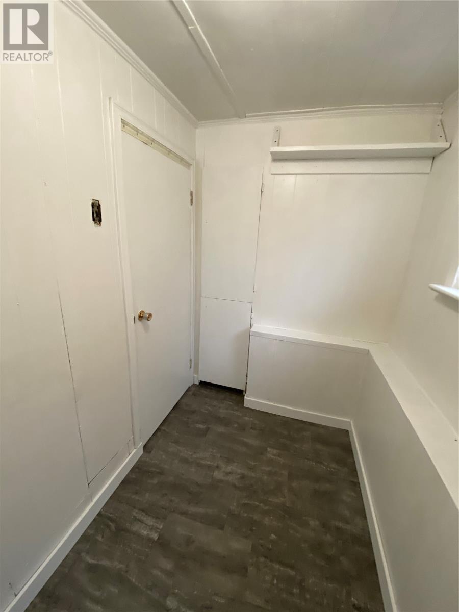 












8-10 Lakeshore Road

,
Port aux Basques,




Newfoundland & Labrador
A0M1C0


