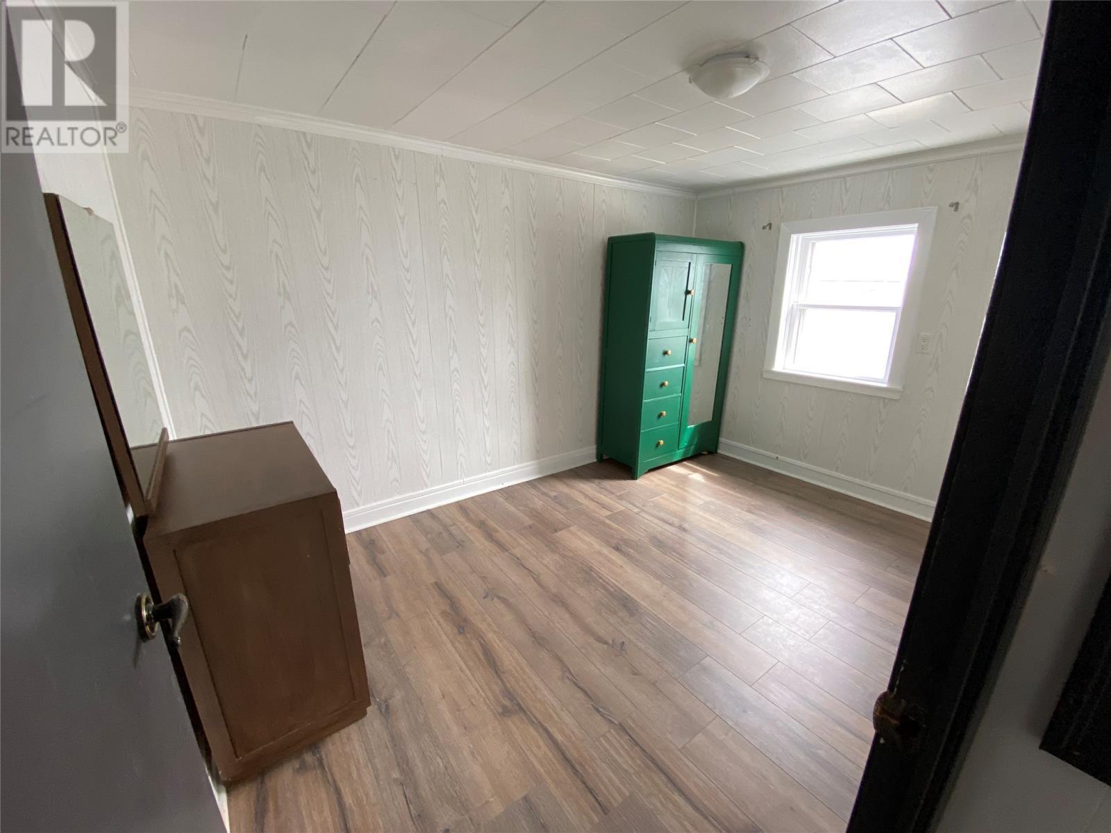 












8-10 Lakeshore Road

,
Port aux Basques,




Newfoundland & Labrador
A0M1C0

