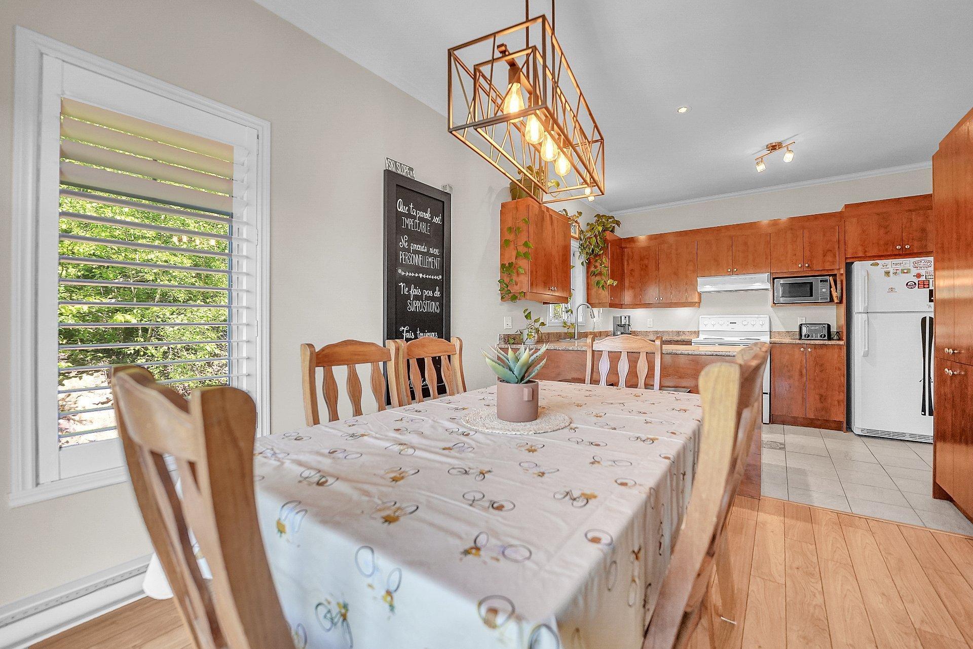 









41


Rue de Bonaventure

, 201,
Bromont,




QC
J2L2L5

