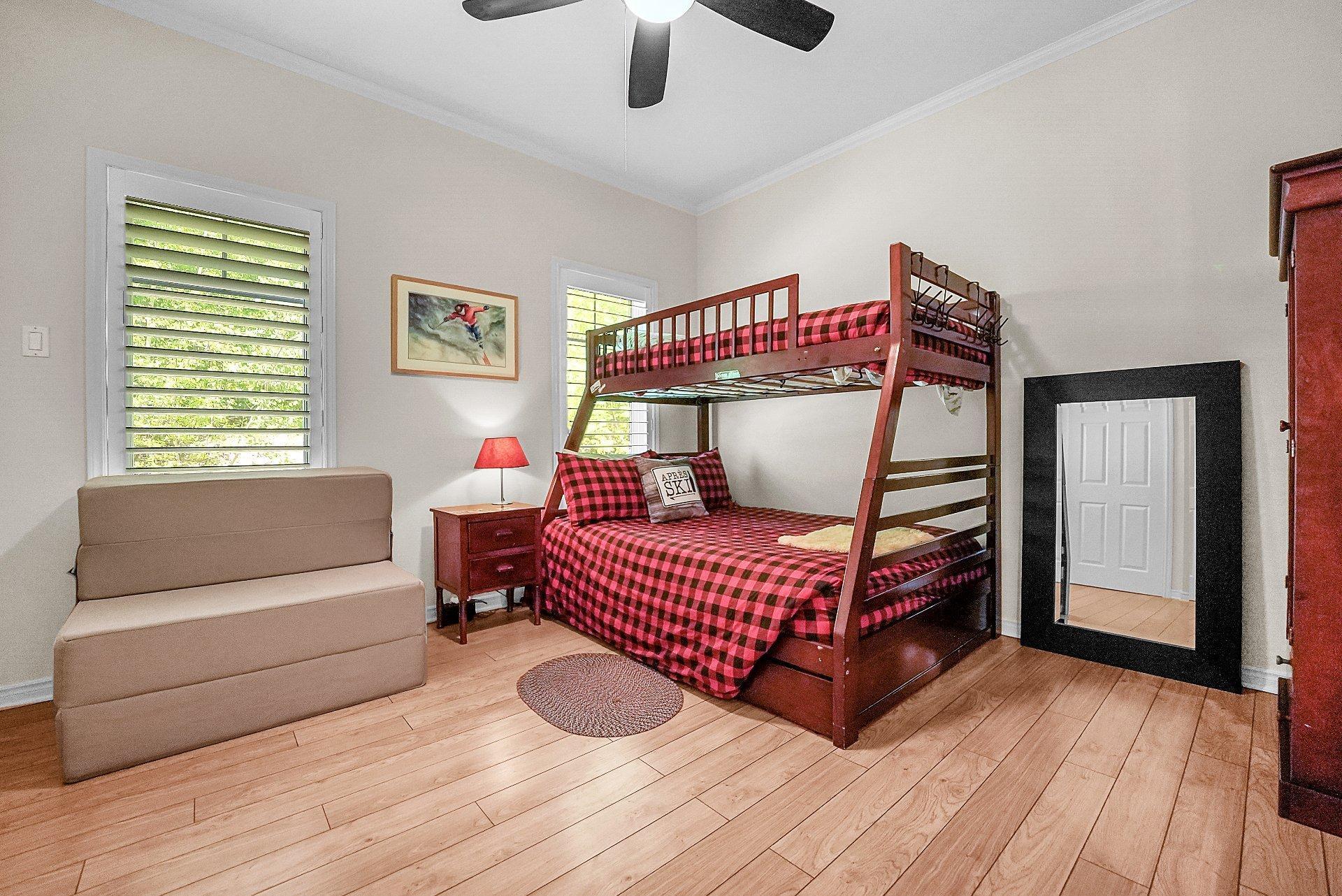 









41


Rue de Bonaventure

, 201,
Bromont,




QC
J2L2L5

