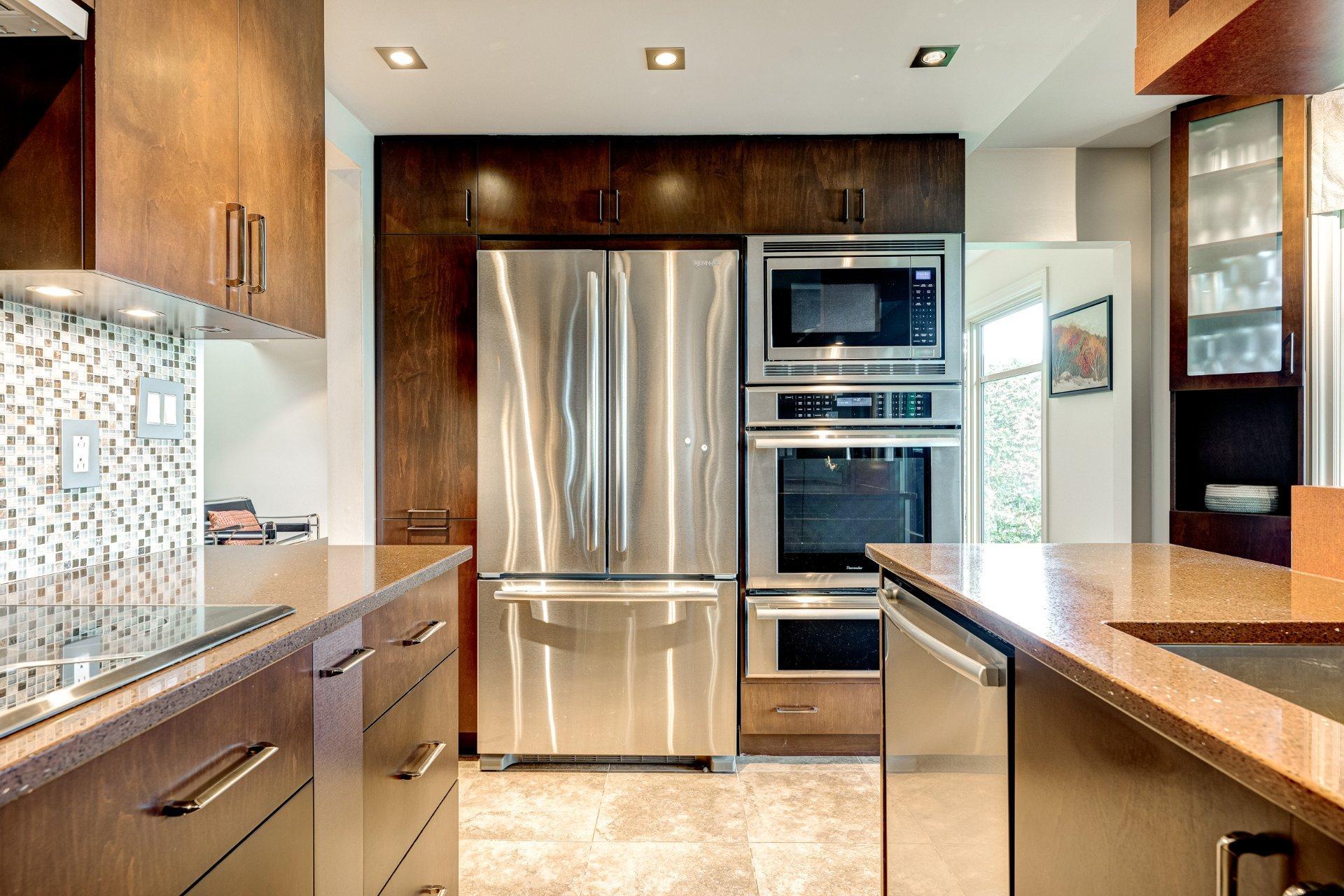 









2712


Rue Luc

,
Terrebonne (Lachenaie),




QC
J6V1A9

