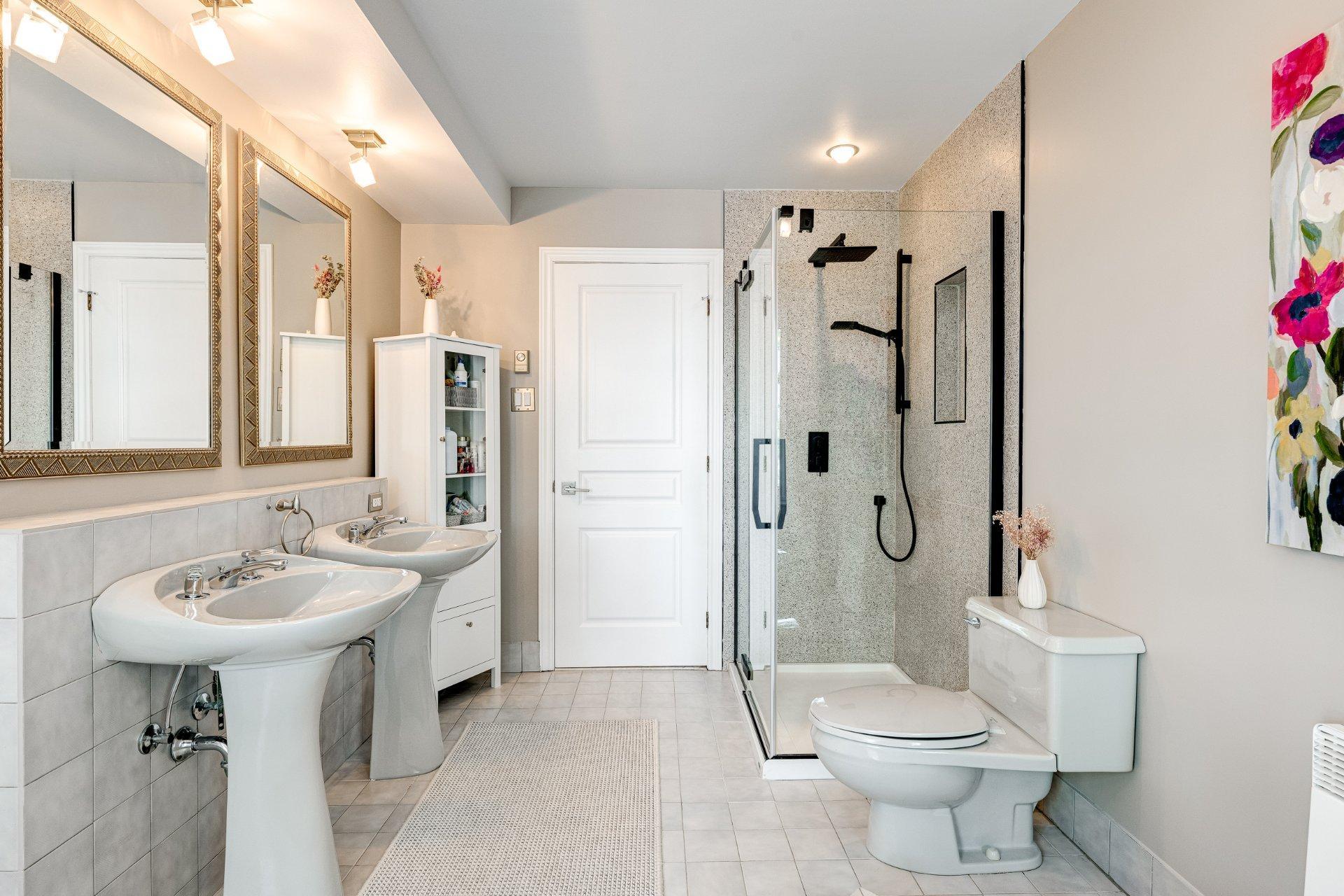 









2712


Rue Luc

,
Terrebonne (Lachenaie),




QC
J6V1A9

