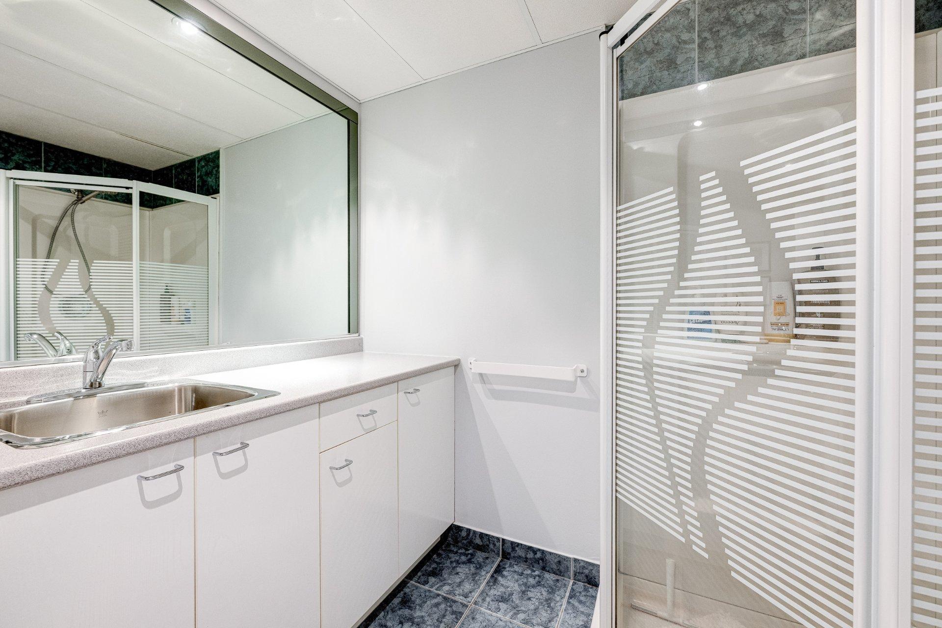 









2712


Rue Luc

,
Terrebonne (Lachenaie),




QC
J6V1A9

