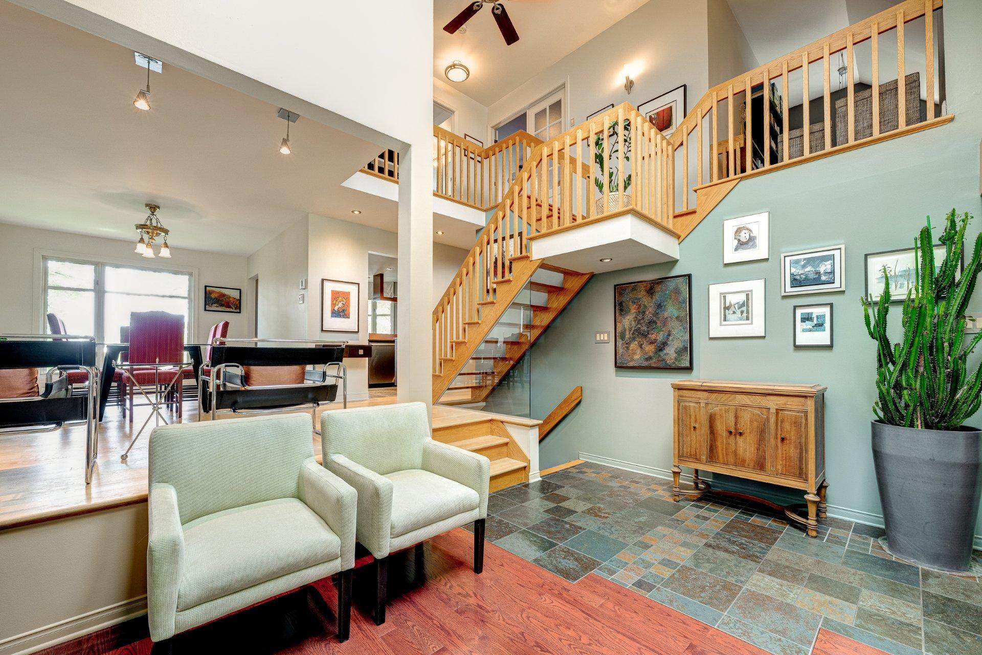 









2712


Rue Luc

,
Terrebonne (Lachenaie),




QC
J6V1A9

