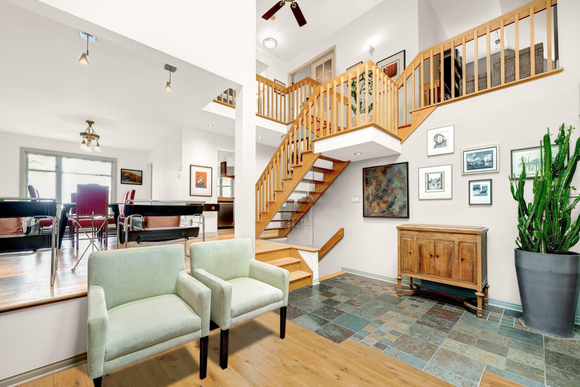 









2712


Rue Luc

,
Terrebonne (Lachenaie),




QC
J6V1A9

