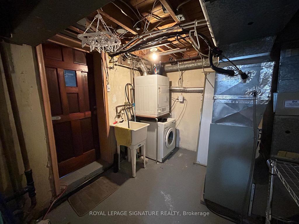 









4


Valetta

Court, Bsmt,
Toronto,




ON
M9V 3C6

