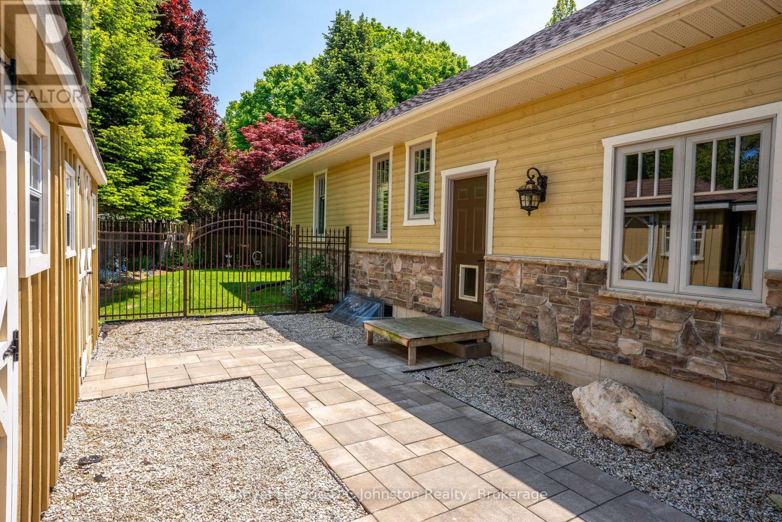 












830 MILL RIDGE COURT

,
Saugeen Shores,




Ontario
N0H2C4

