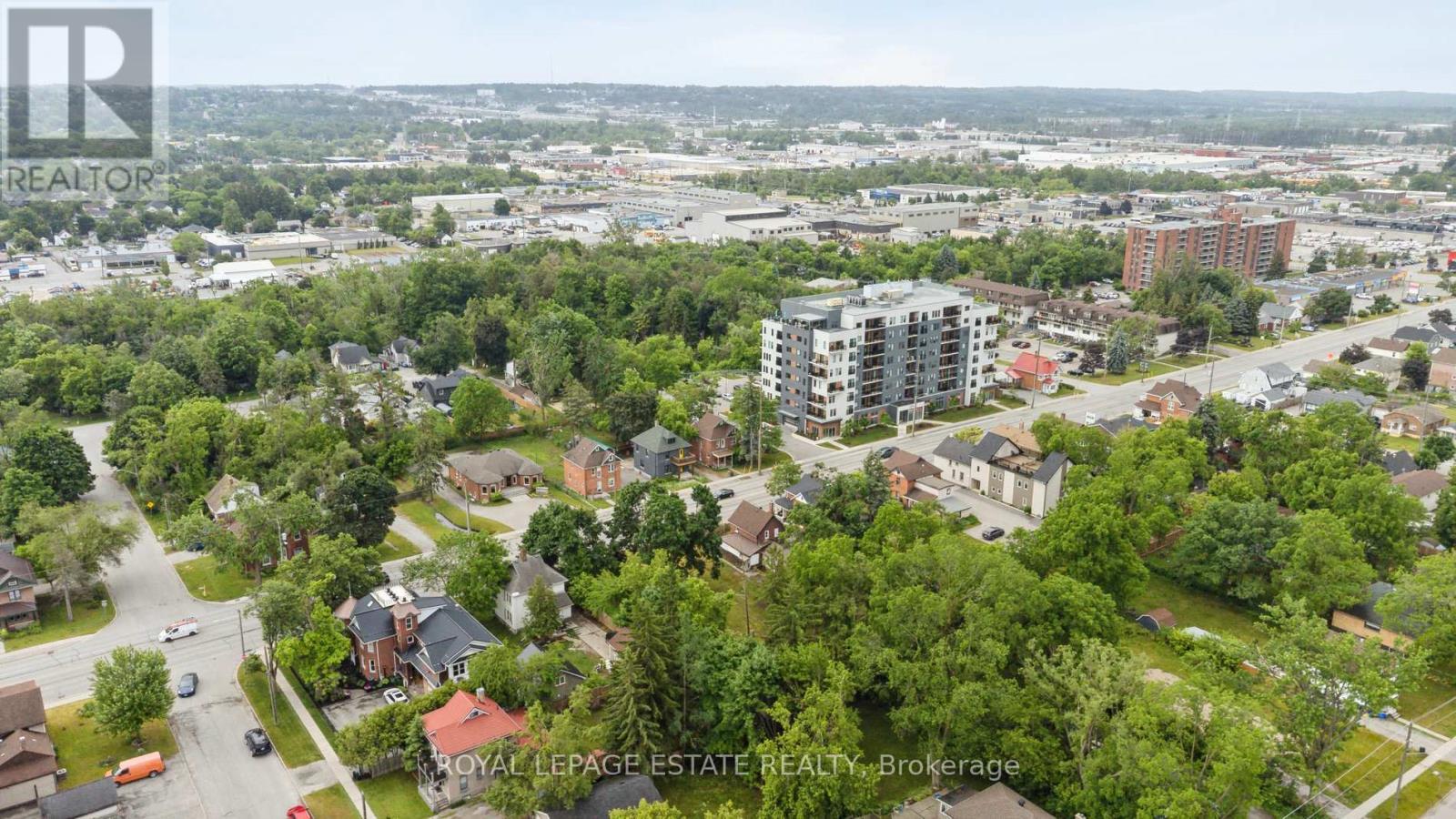 












226 DUNLOP STREET W

,
Barrie,




Ontario
L4N1B6

