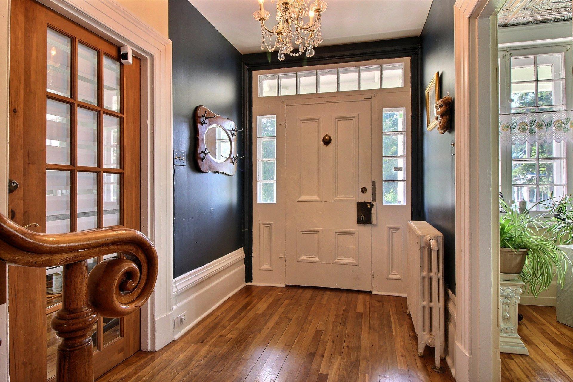 









170


Rue Joseph-Lucien-Malo

,
Papineauville,




QC
J0V1R0

