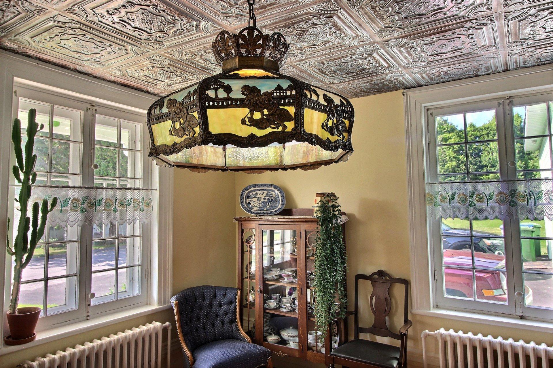 









170


Rue Joseph-Lucien-Malo

,
Papineauville,




QC
J0V1R0

