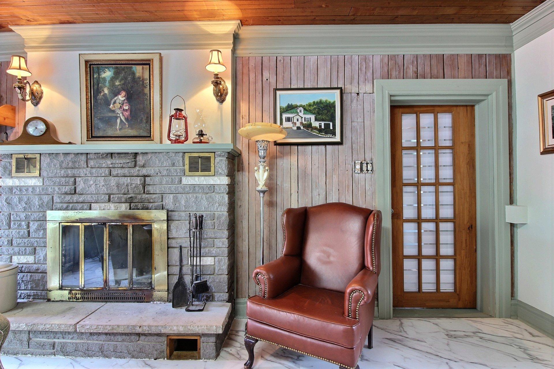 









170


Rue Joseph-Lucien-Malo

,
Papineauville,




QC
J0V1R0

