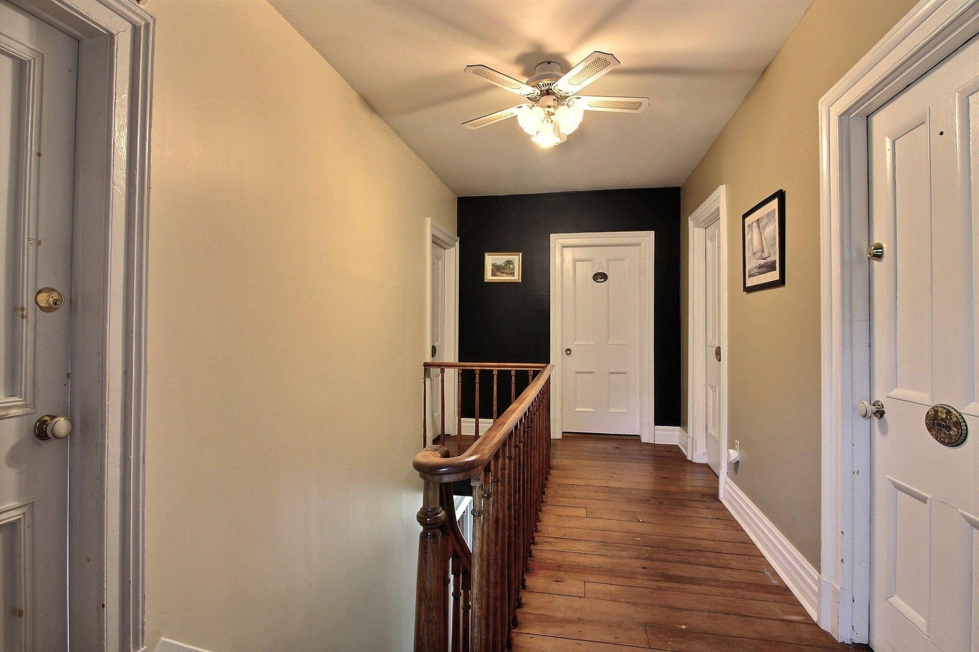 









170


Rue Joseph-Lucien-Malo

,
Papineauville,




QC
J0V1R0

