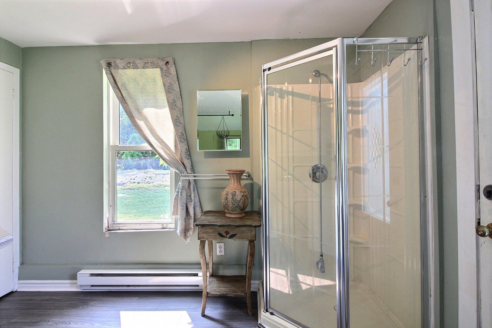 









170


Rue Joseph-Lucien-Malo

,
Papineauville,




QC
J0V1R0

