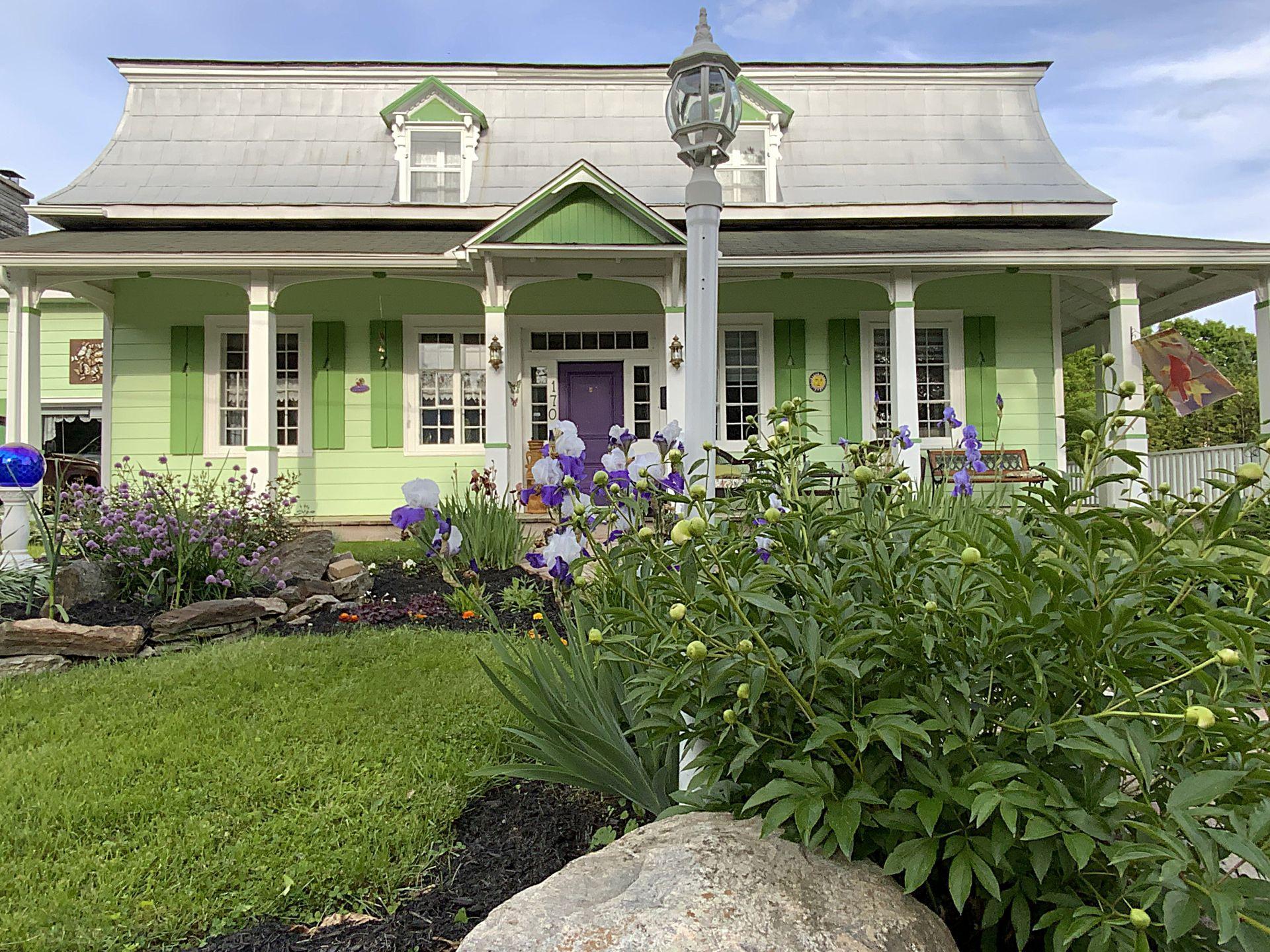 









170


Rue Joseph-Lucien-Malo

,
Papineauville,




QC
J0V1R0

