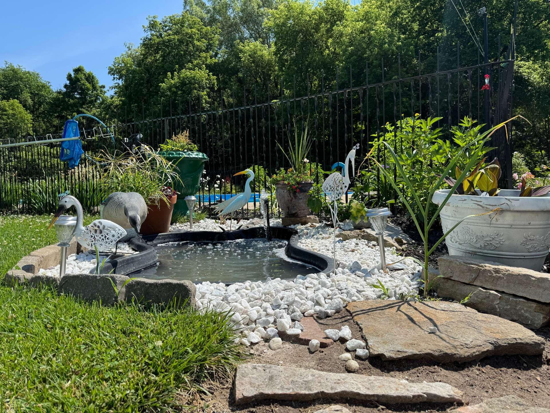 









170


Rue Joseph-Lucien-Malo

,
Papineauville,




QC
J0V1R0

