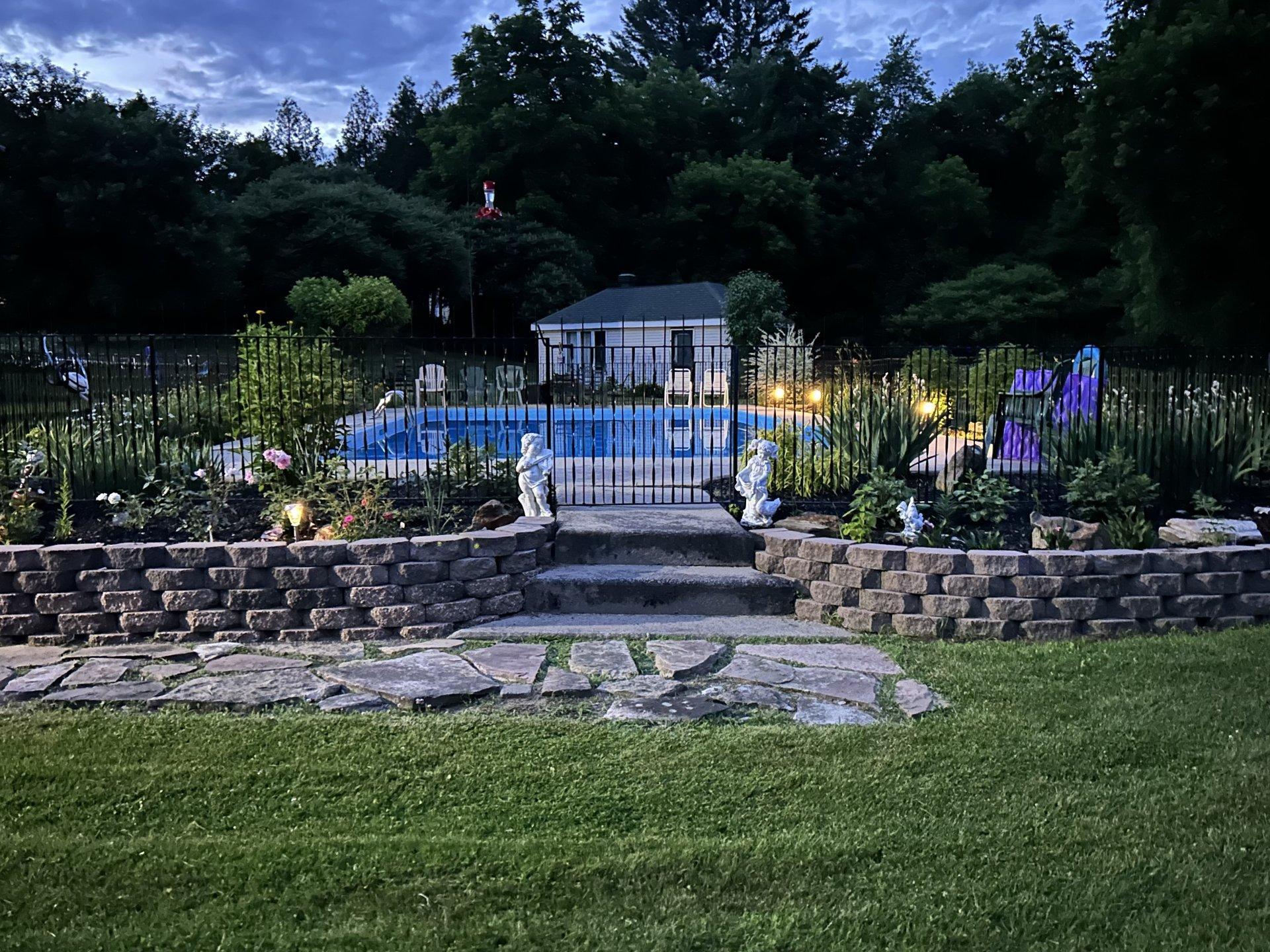 









170


Rue Joseph-Lucien-Malo

,
Papineauville,




QC
J0V1R0

