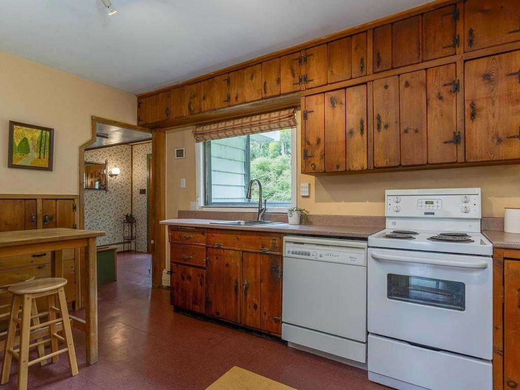












13 Mcmanus Road

,
Halifax,




NS
B3P 1R1

