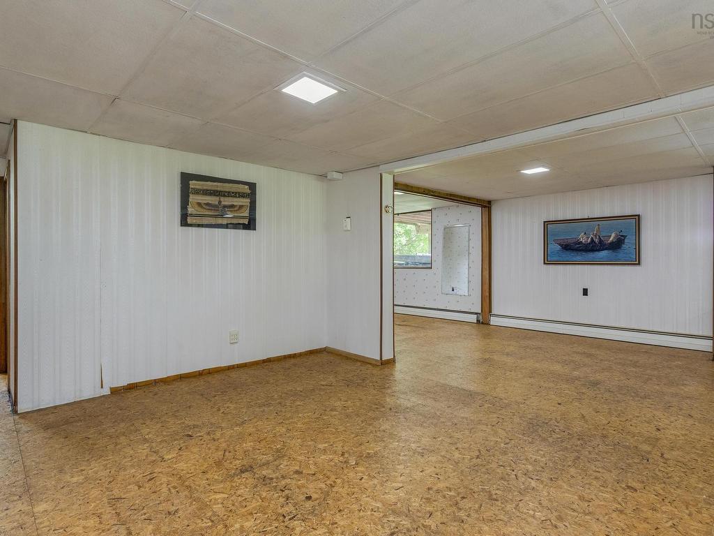 












13 Mcmanus Road

,
Halifax,




NS
B3P 1R1


