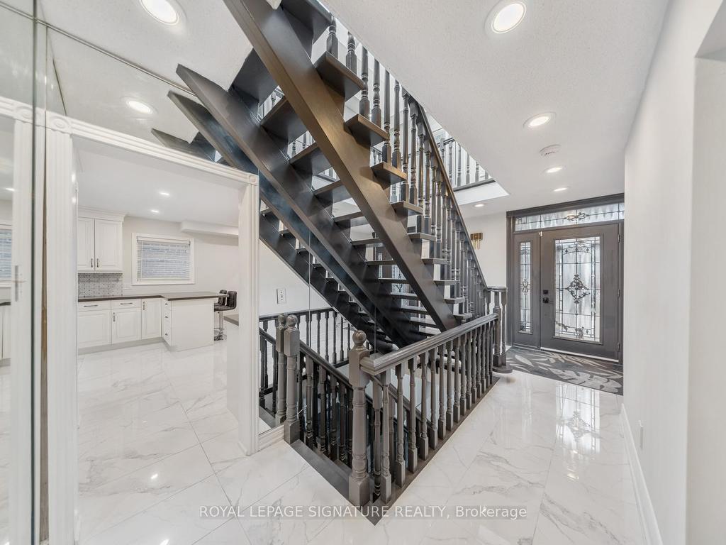 









63


Collingdale

Road,
Toronto,




ON
M9V 3R2

