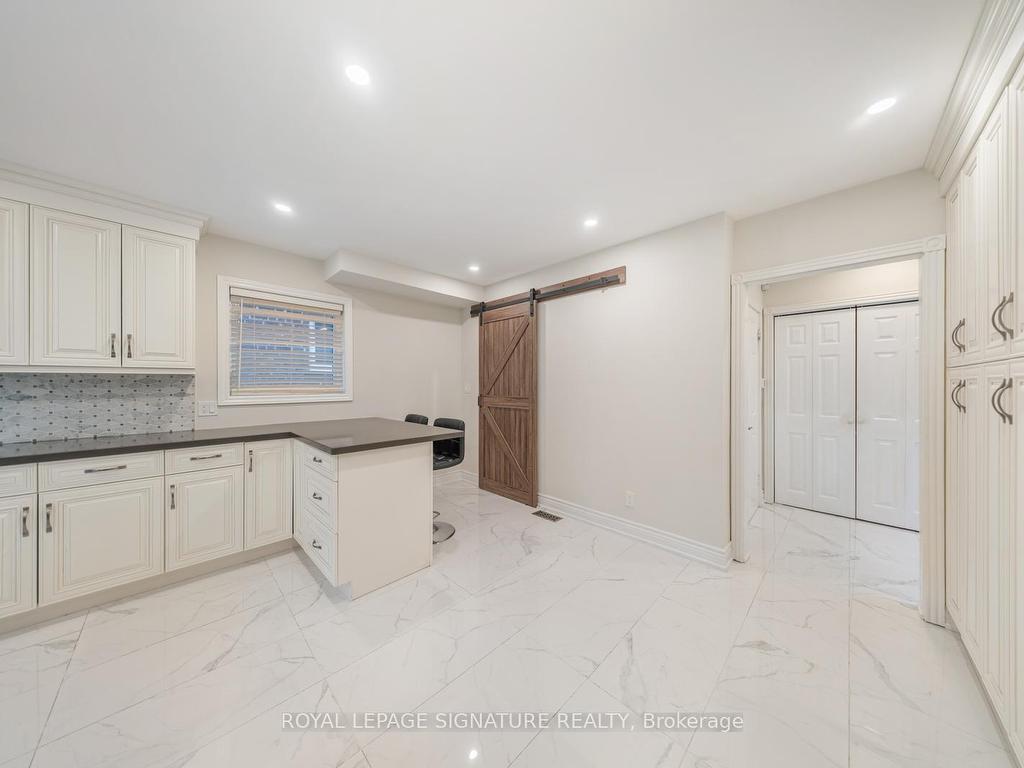 









63


Collingdale

Road,
Toronto,




ON
M9V 3R2

