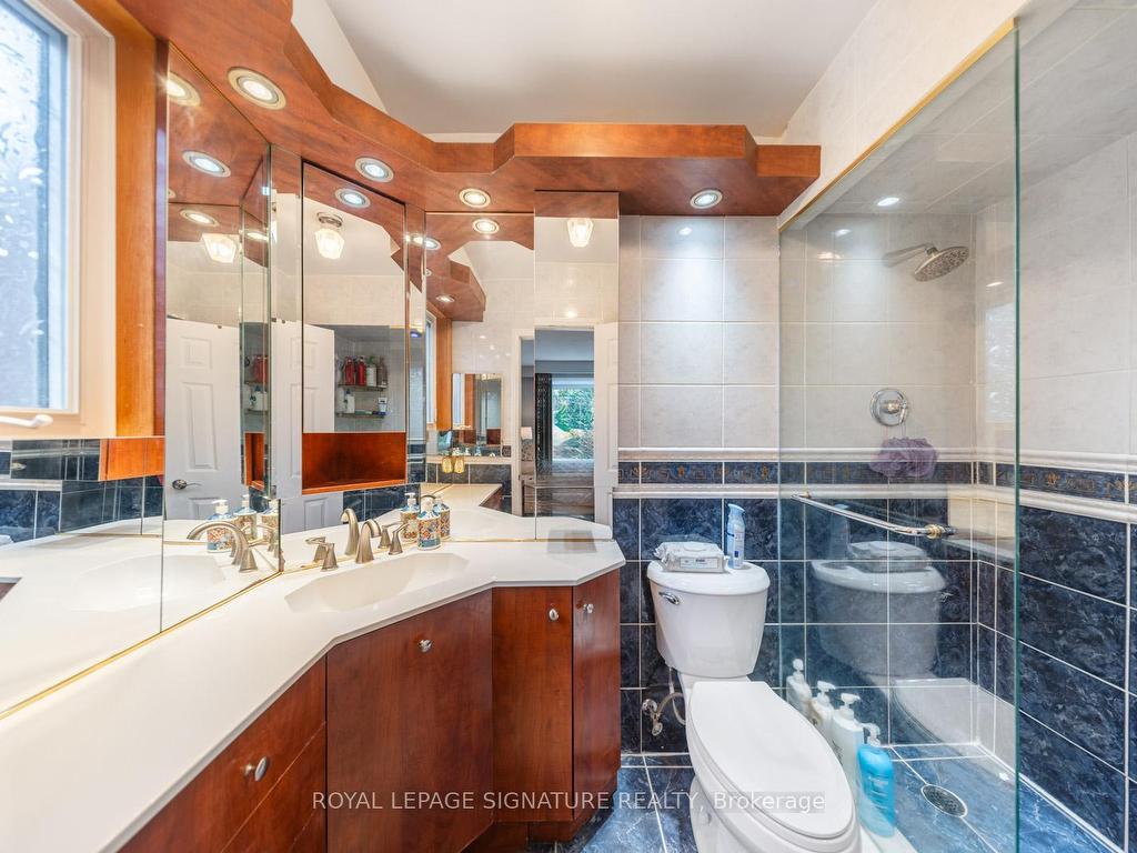 









63


Collingdale

Road,
Toronto,




ON
M9V 3R2

