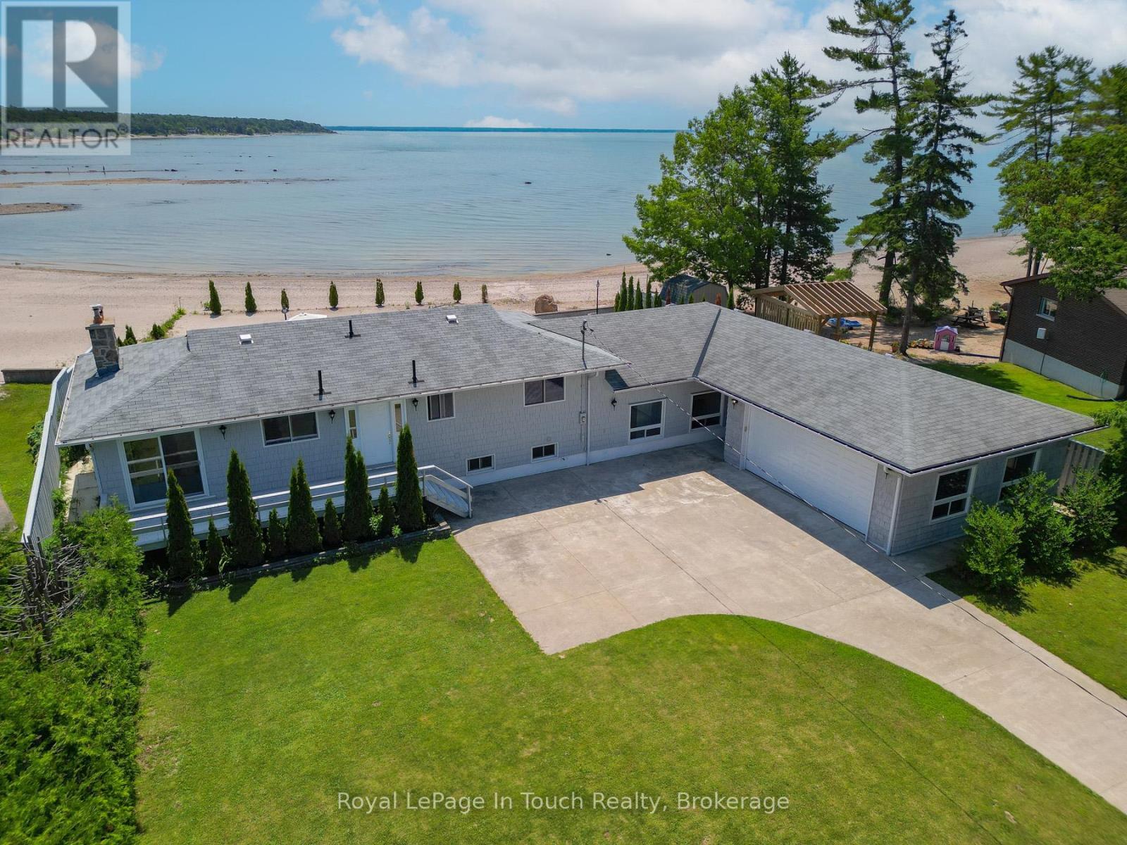 












1420 TINY BEACHES ROAD N

,
Tiny,




Ontario
L9M0H3

