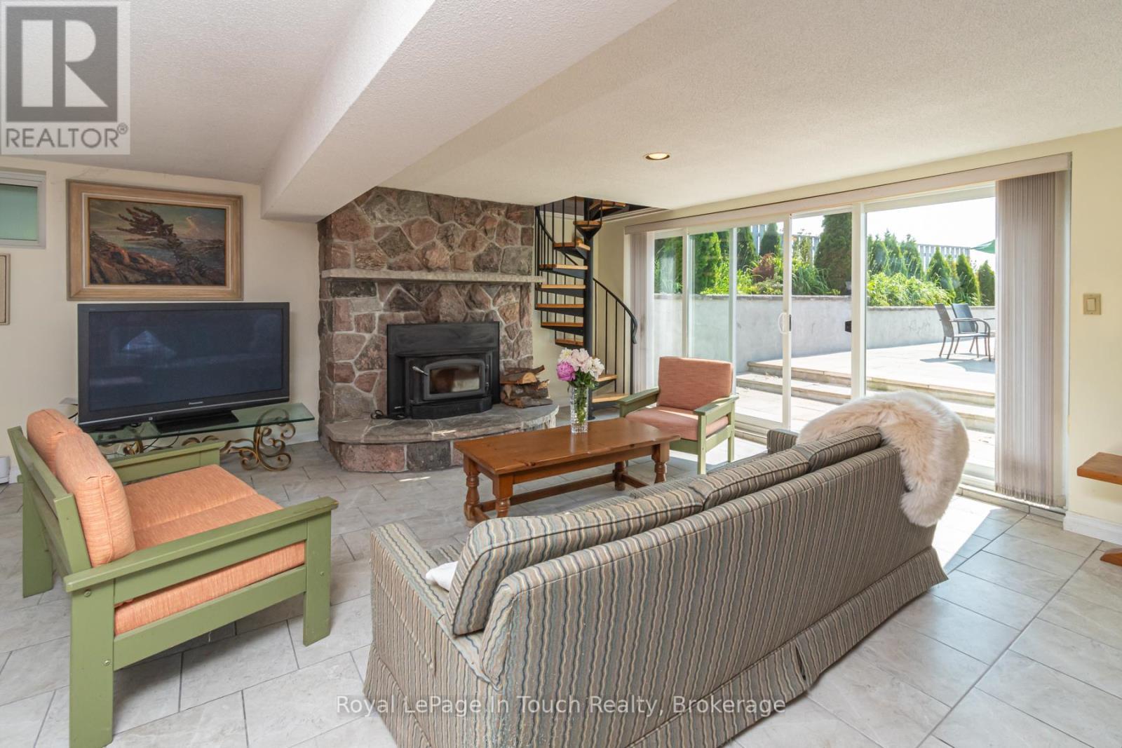 












1420 TINY BEACHES ROAD N

,
Tiny,




Ontario
L9M0H3

