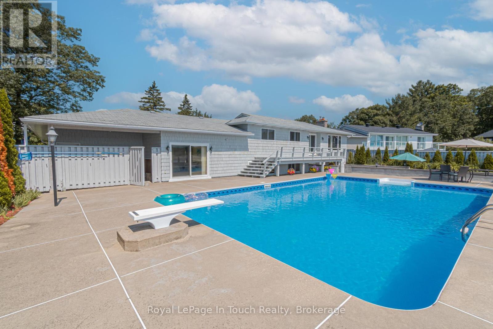 












1420 TINY BEACHES ROAD N

,
Tiny,




Ontario
L9M0H3

