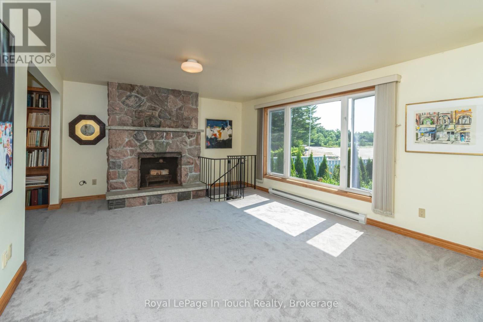 












1420 TINY BEACHES ROAD N

,
Tiny,




Ontario
L9M0H3

