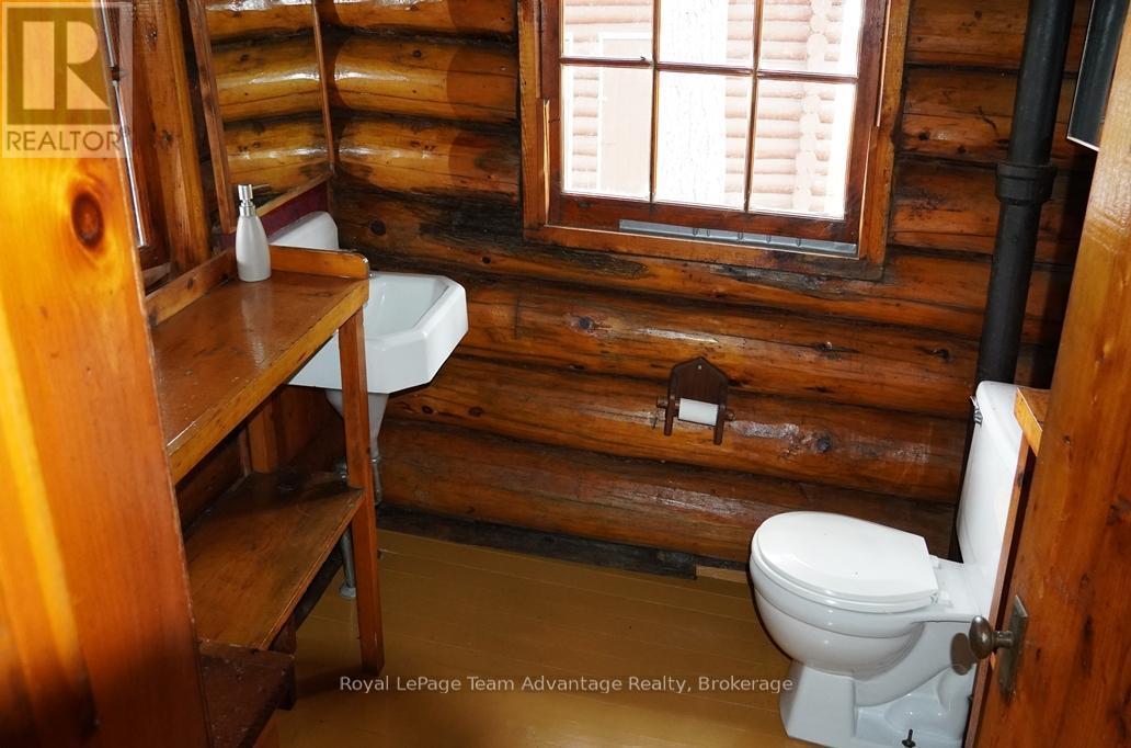 












AE 380 & JDD 651 BIRD LAKE

,
Killarney,




Ontario
P0M2A0

