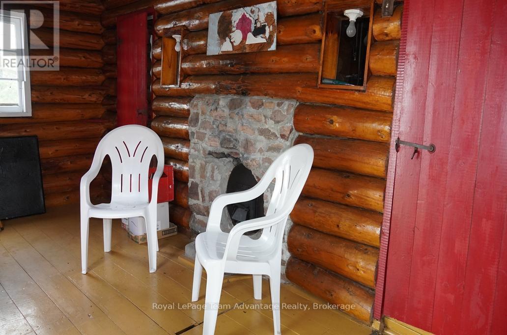 












AE 380 & JDD 651 BIRD LAKE

,
Killarney,




Ontario
P0M2A0

