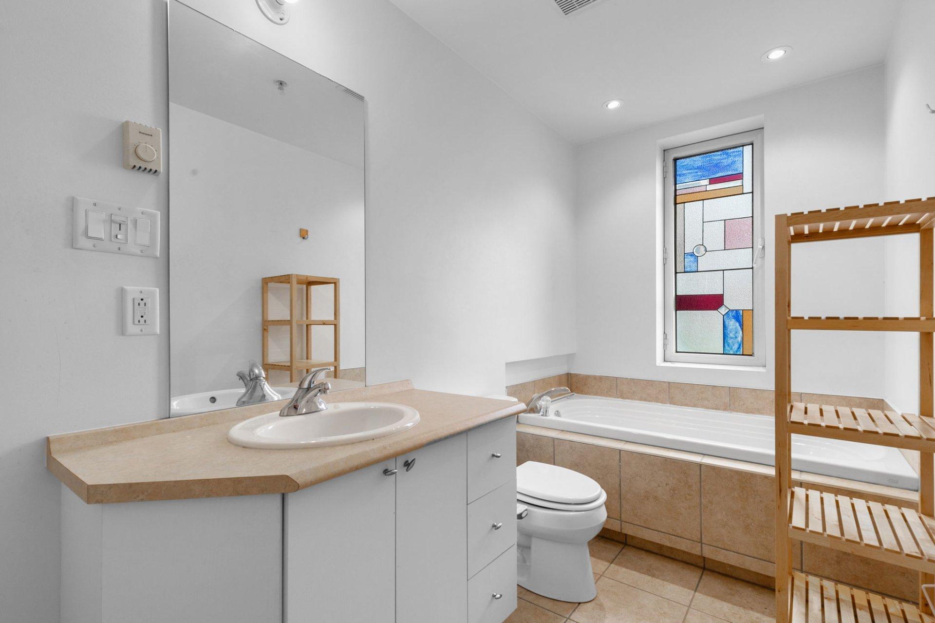 









4410


Ch. de la Côte-des-Neiges

, 401,
Westmount,




QC
H3V1E6

