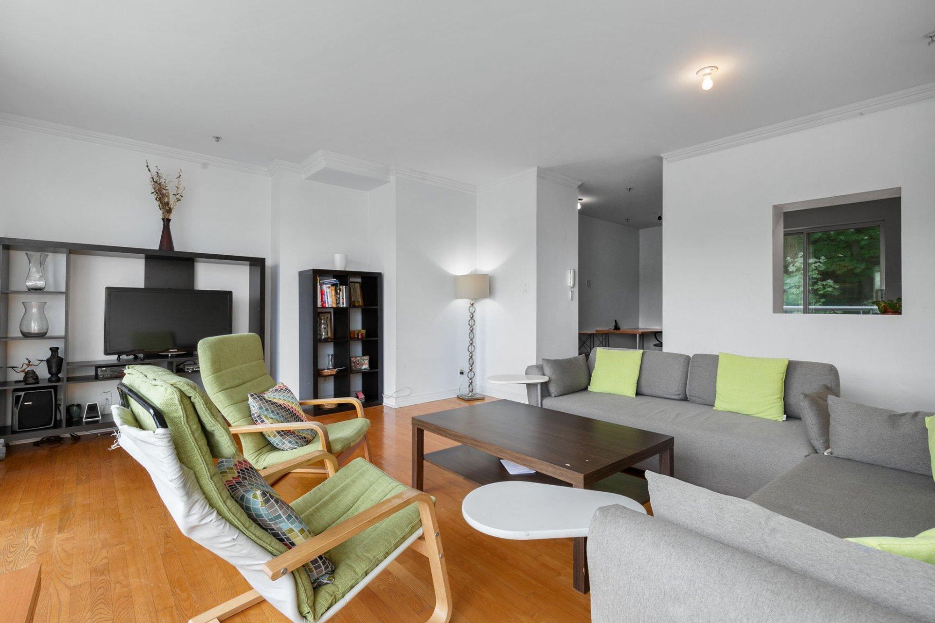 









4410


Ch. de la Côte-des-Neiges

, 401,
Westmount,




QC
H3V1E6

