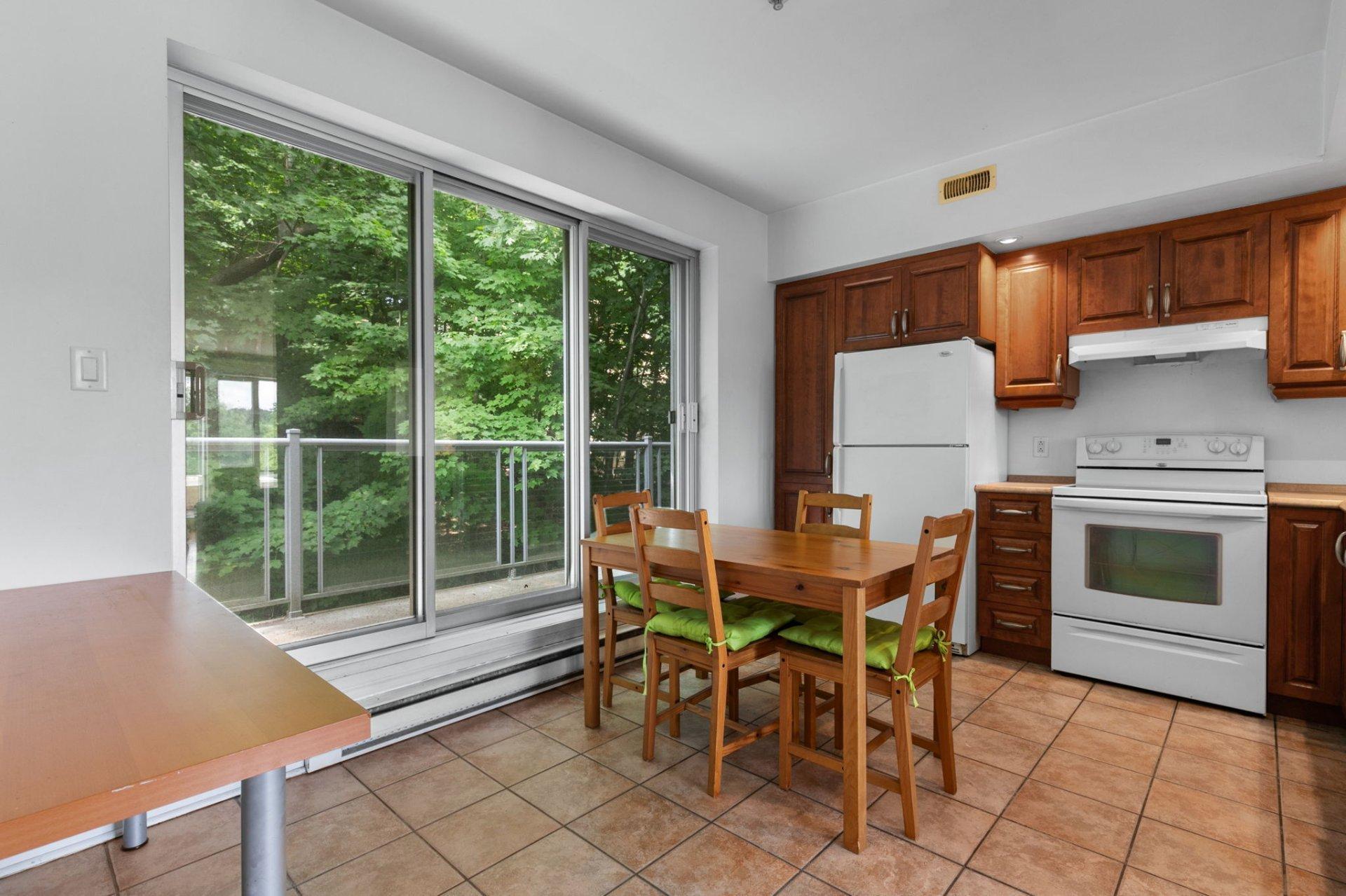 









4410


Ch. de la Côte-des-Neiges

, 401,
Westmount,




QC
H3V1E6

