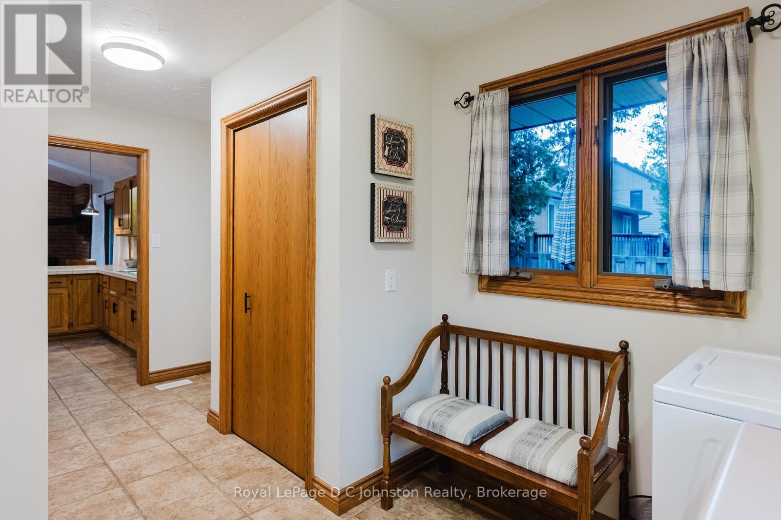 












30 CEDAR BUSH DRIVE

,
Saugeen Shores,




Ontario
N0H2L0

