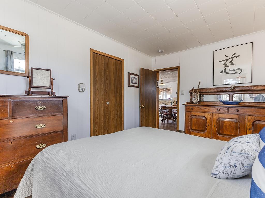 












46 Sunset Drive

,
Caribou Island,




NS
B0K 1H0

