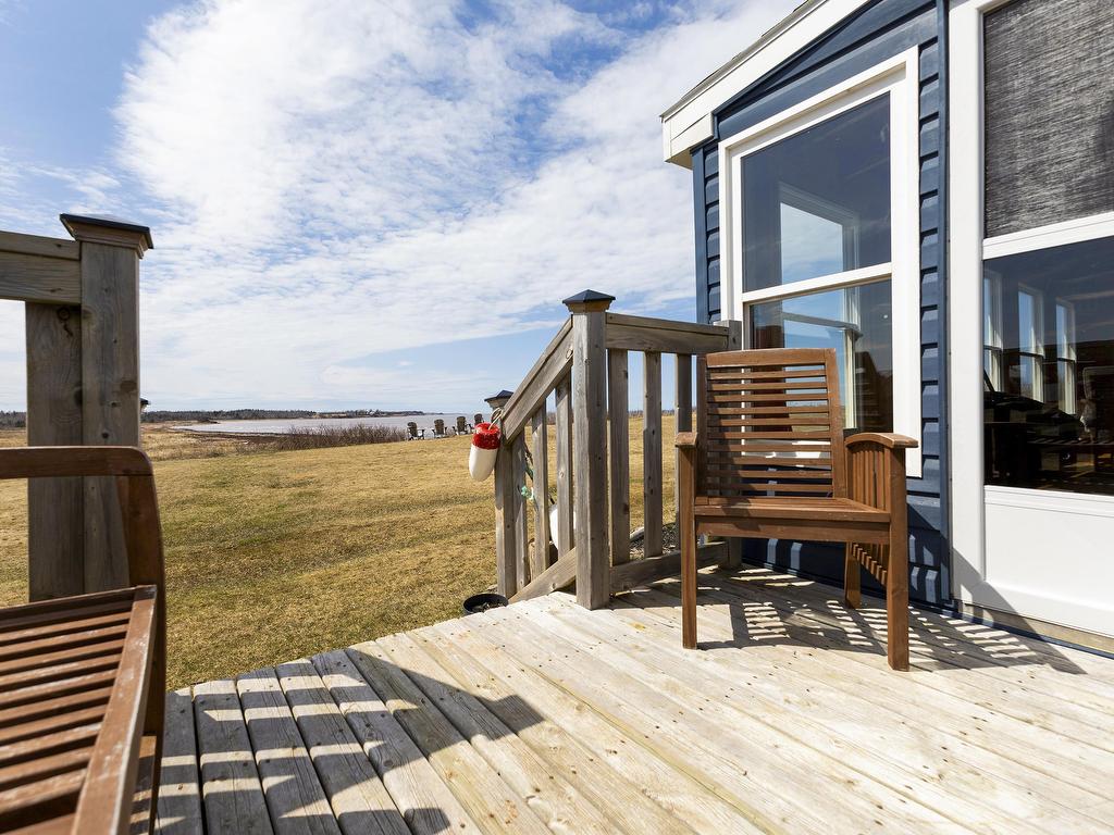 












46 Sunset Drive

,
Caribou Island,




NS
B0K 1H0

