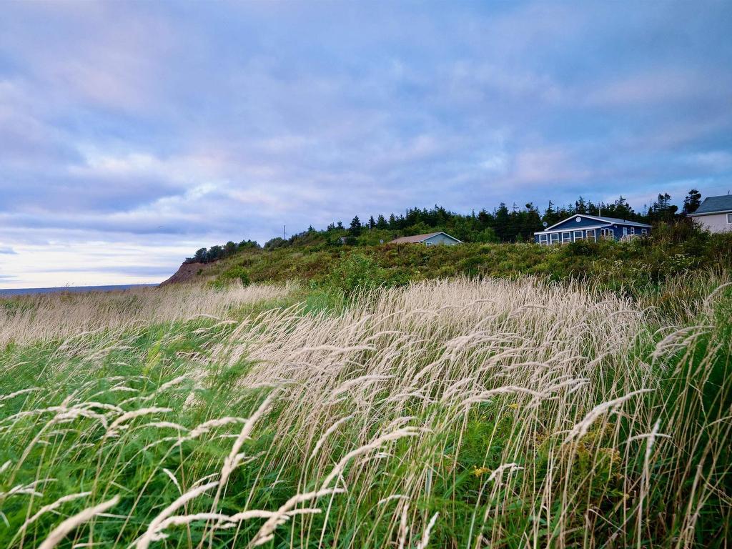 












46 Sunset Drive

,
Caribou Island,




NS
B0K 1H0

