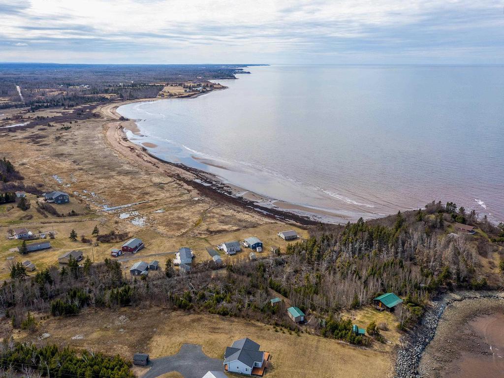 












46 Sunset Drive

,
Caribou Island,




NS
B0K 1H0

