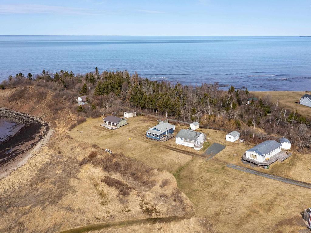 












46 Sunset Drive

,
Caribou Island,




NS
B0K 1H0

