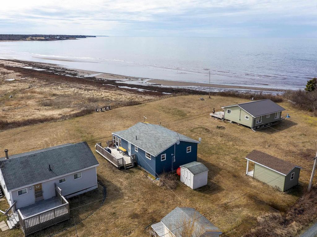 












46 Sunset Drive

,
Caribou Island,







NS
B0K 1H0

