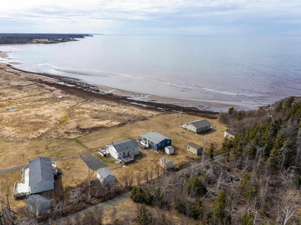 












46 Sunset Drive

,
Caribou Island,







NS
B0K 1H0

