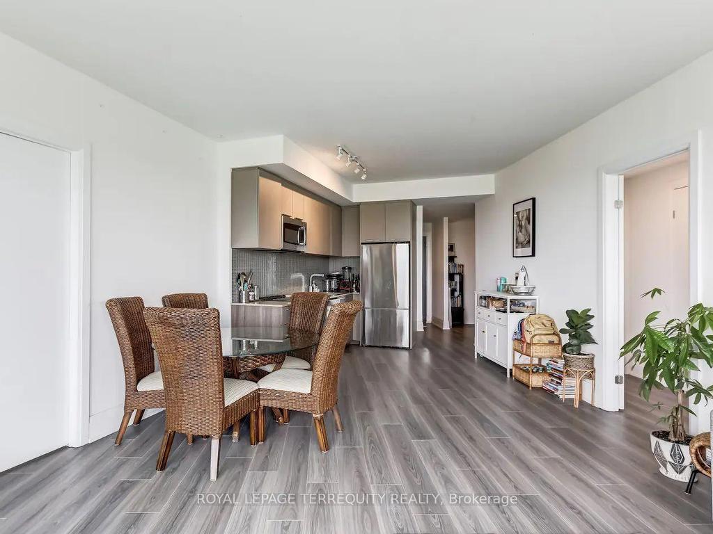 









20


Brin

Drive, 805,
Toronto,




ON
M8X 0B2

