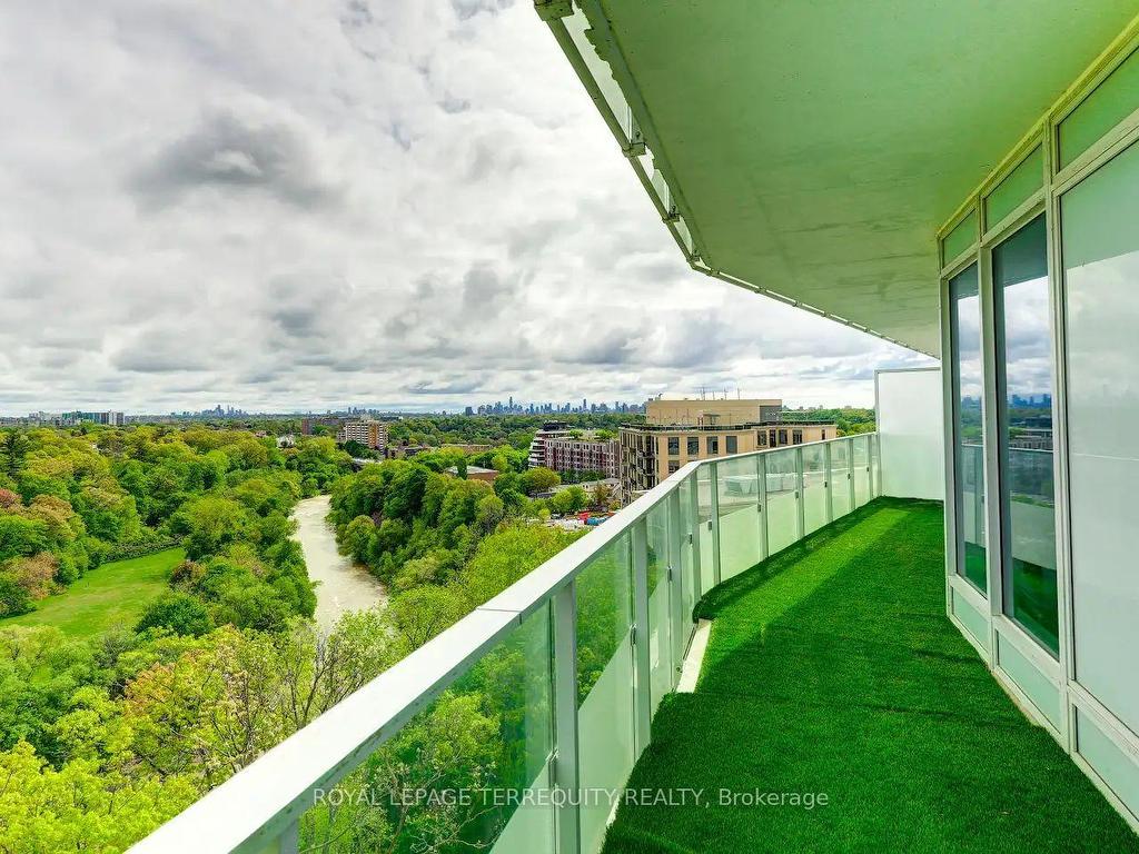 









20


Brin

Drive, 805,
Toronto,




ON
M8X 0B2

