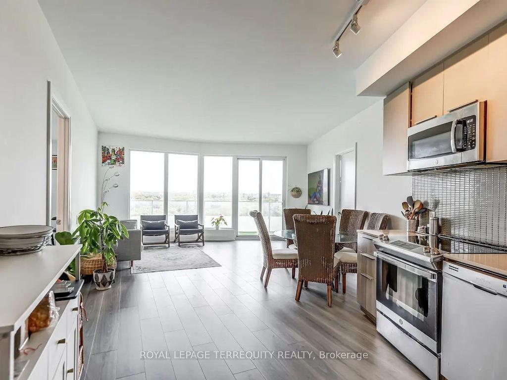 









20


Brin

Drive, 805,
Toronto,




ON
M8X 0B2

