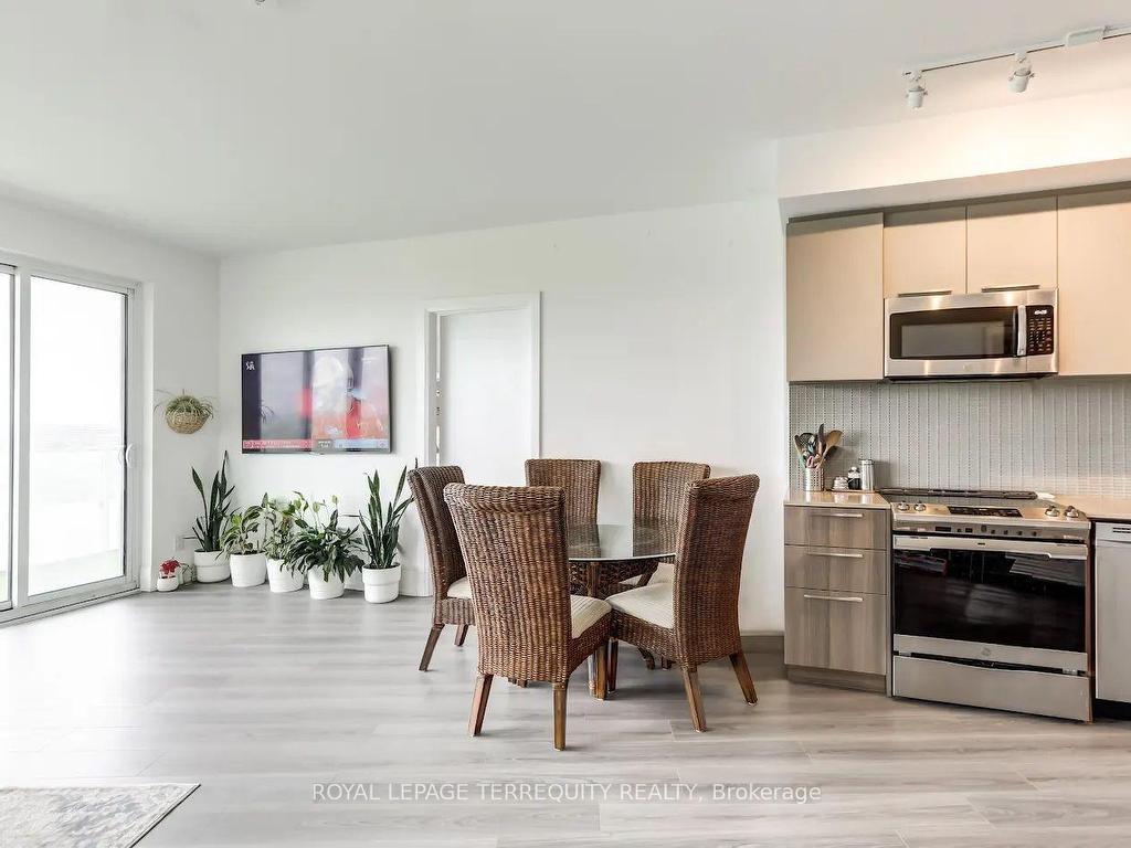 









20


Brin

Drive, 805,
Toronto,




ON
M8X 0B2

