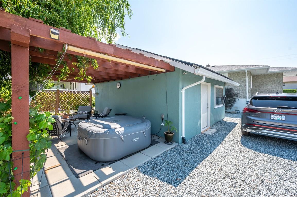 









6018


Maple

Drive,
Osoyoos,




BC
V0H 1V3

