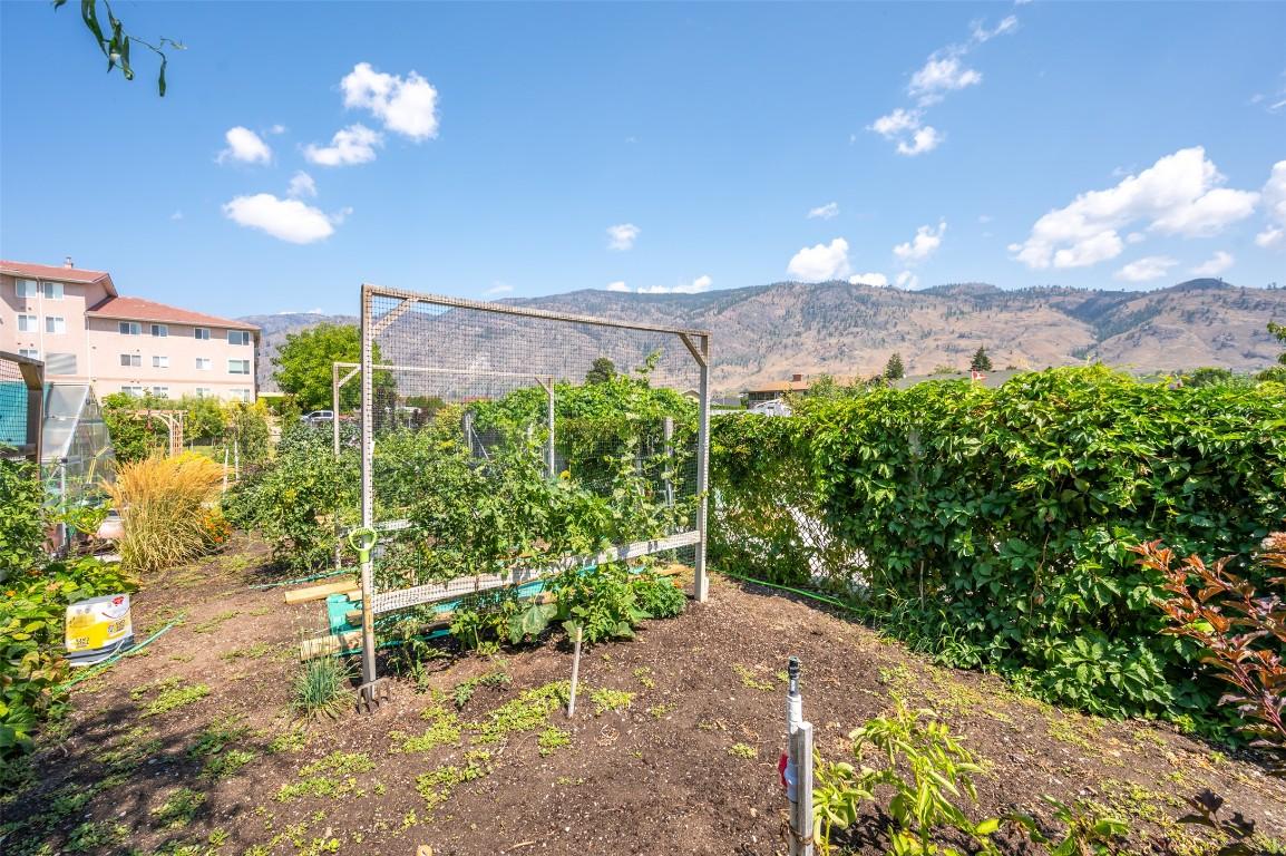 









6018


Maple

Drive,
Osoyoos,




BC
V0H 1V3

