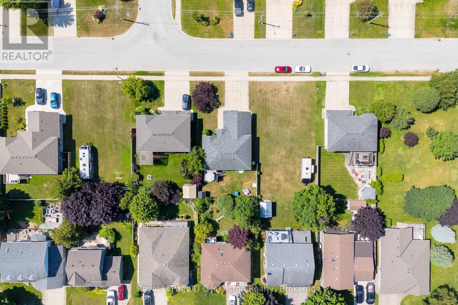 












497 BUCKBY LANE

,
Saugeen Shores,




Ontario
N0H2C1

